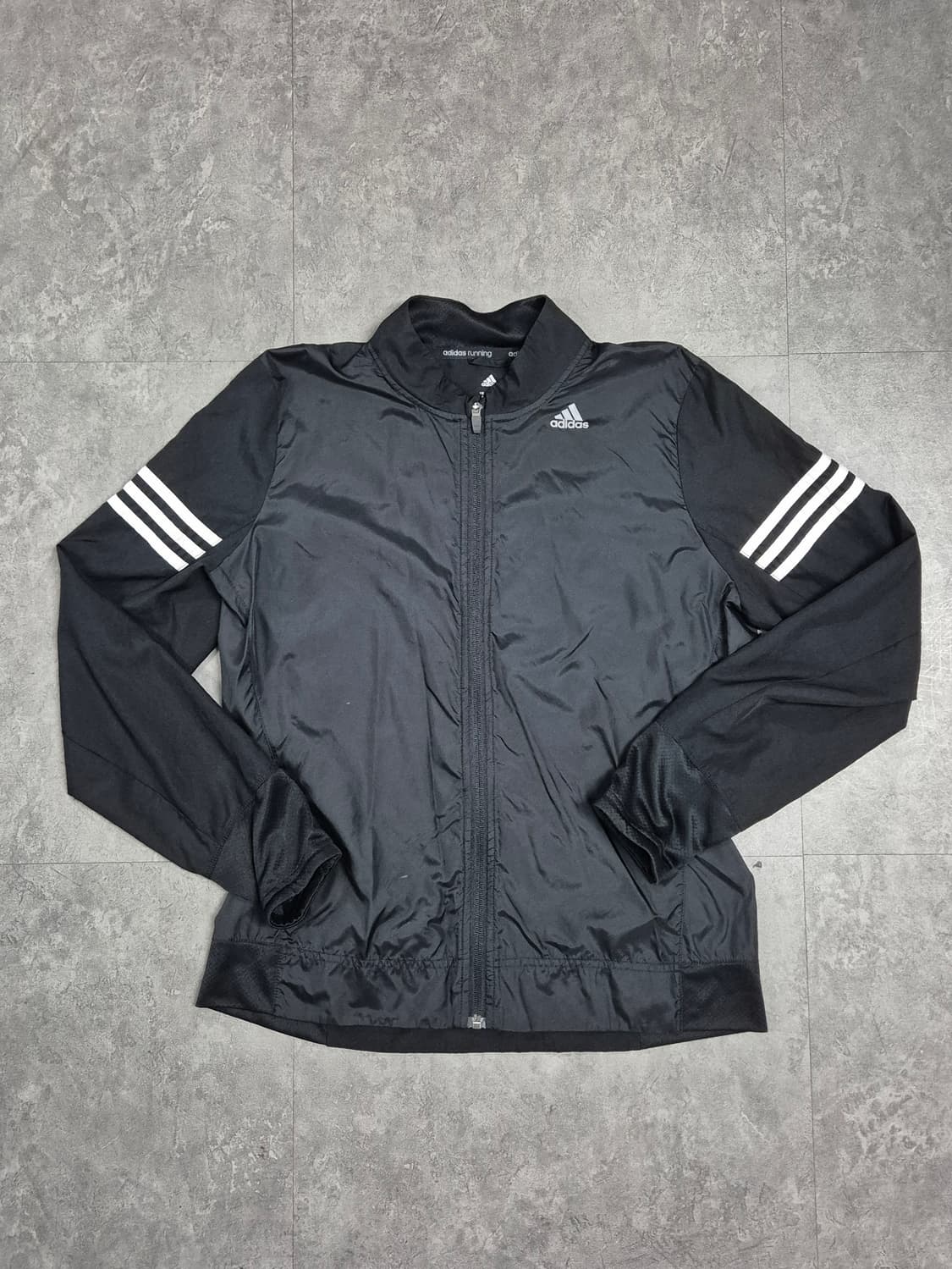 ADIDAS 바람막이 상품이미지1