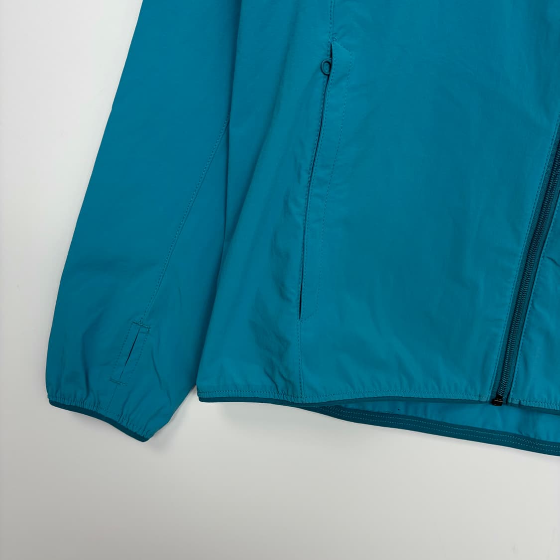 노스페이스 마운틴 소프트쉘 바람막이 자켓 상품이미지5