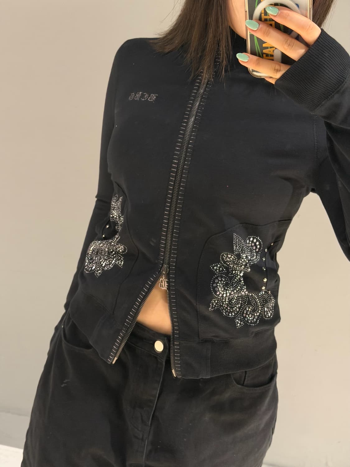 BCBGMAXAZRIA cubic detail zip-up 상품이미지3