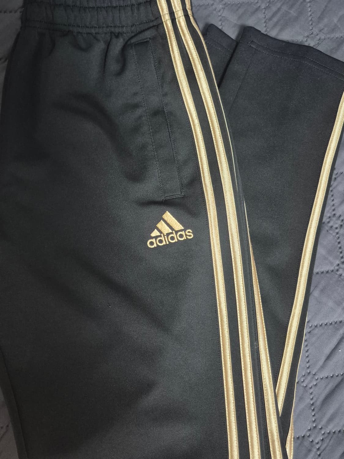 아디다스 검정×골드 져지 상품이미지3