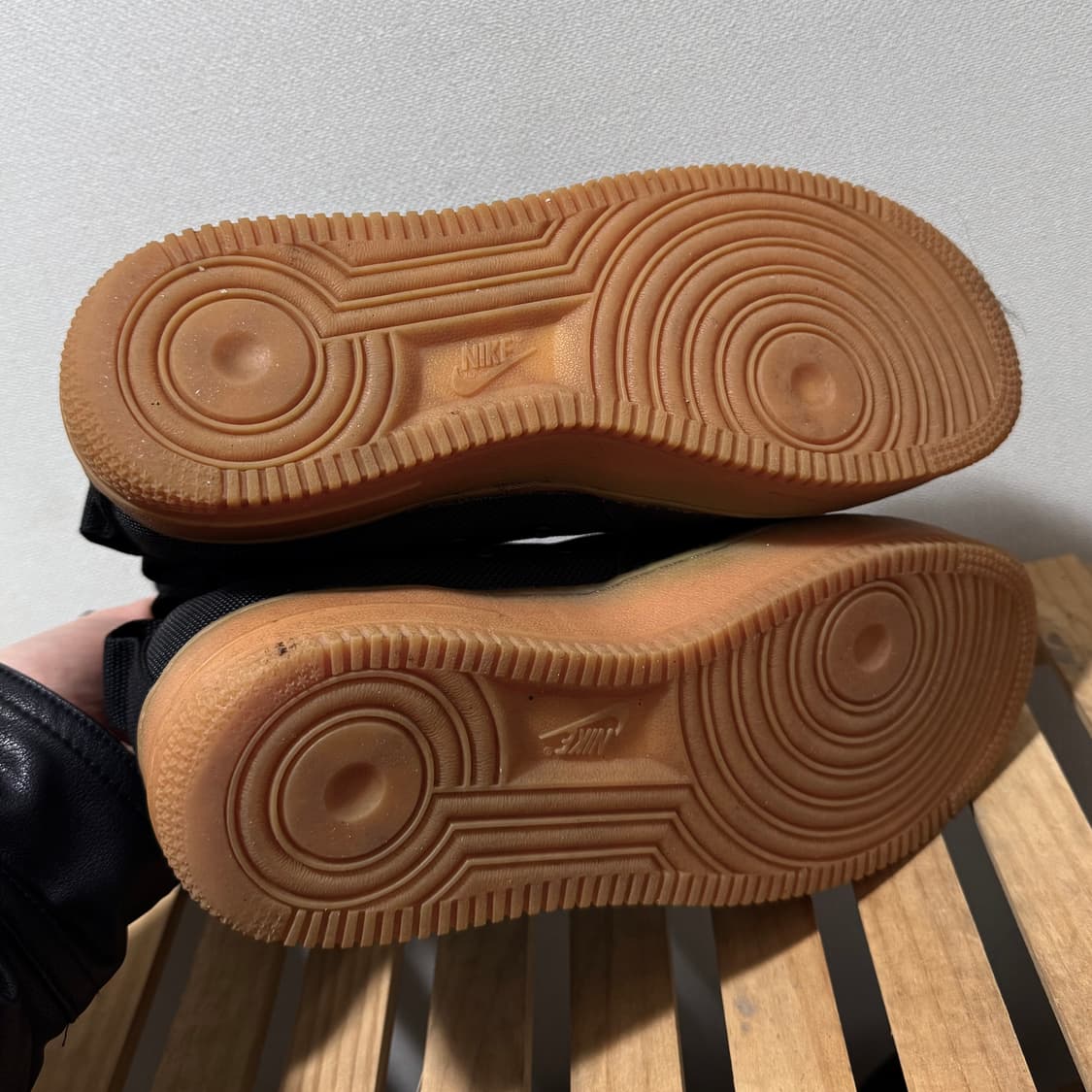 [상태 S급] 나이키 SF 스페셜 필드 에어포스 1 하이 블랙 상품이미지4