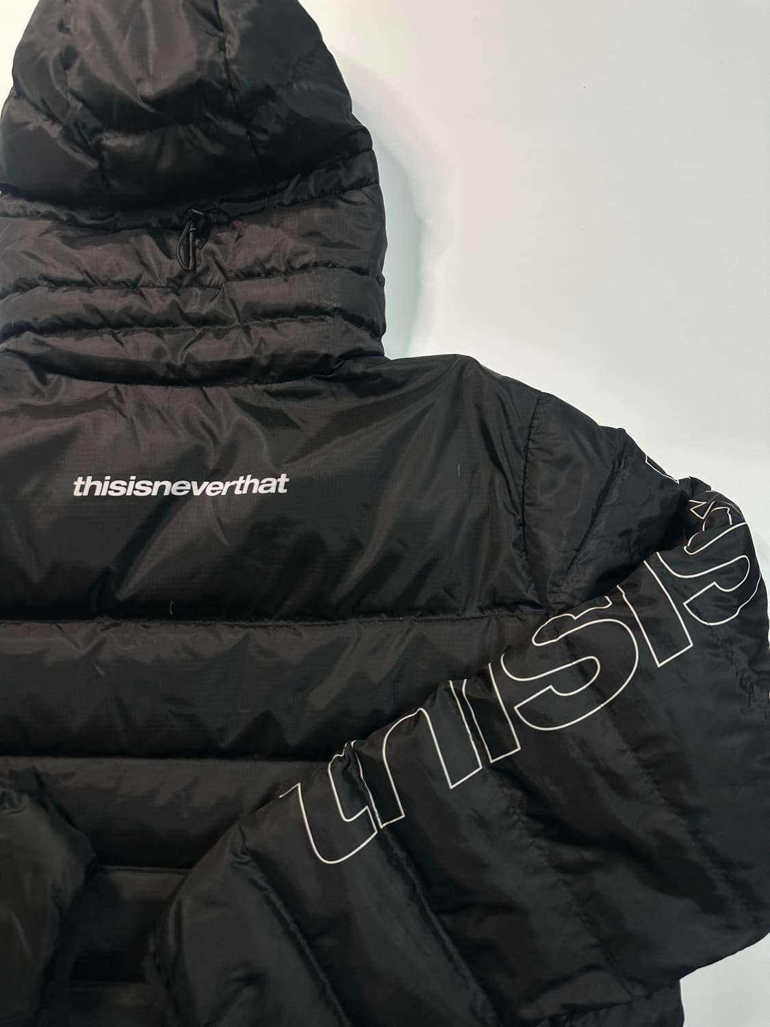 디스이즈네버댓 블랙 경량패딩 상품이미지8