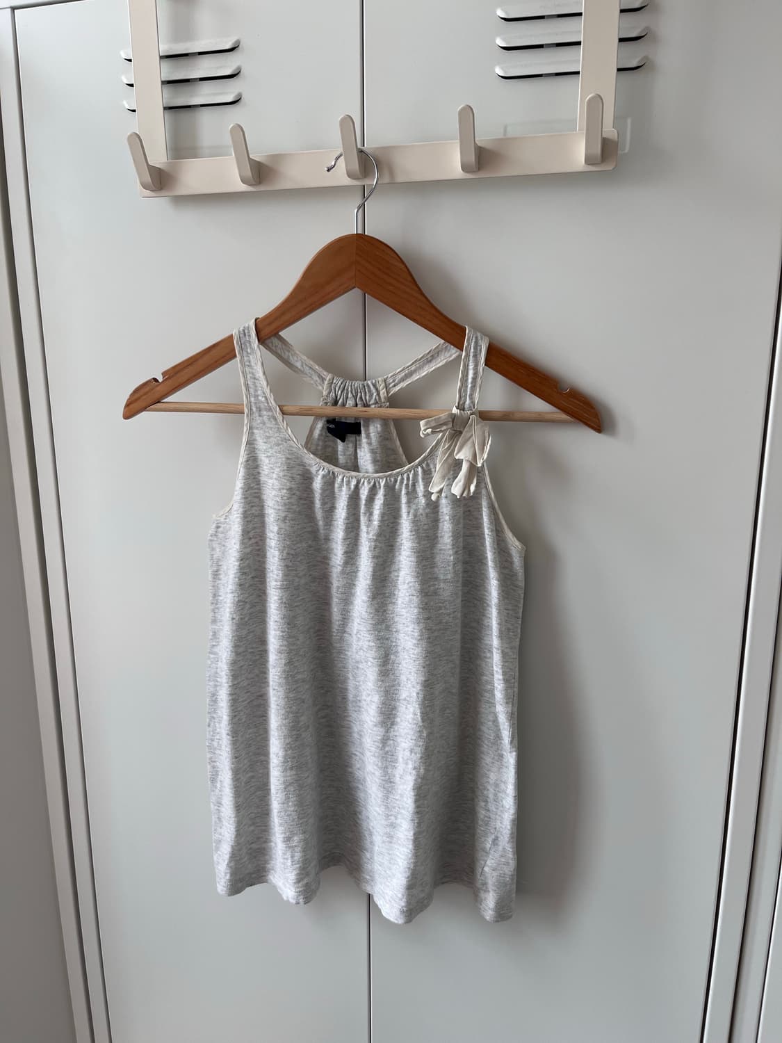 Gap 멜란지그레이 홀터넥 리본 슬리브리스 상품이미지1