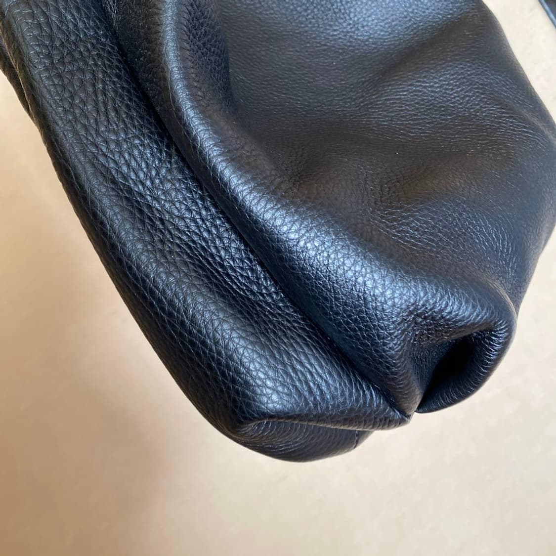 요지 야마모토 Y'SACCS x 혼고 토모카고 소가죽 토트백 상품이미지7