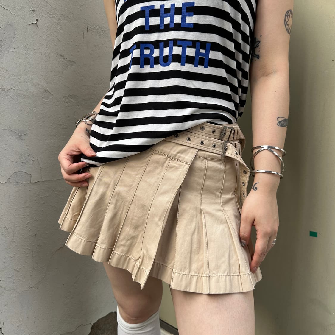 2000s 레어 빈티지 버버리 본디지 플리츠 스커트 상품이미지1
