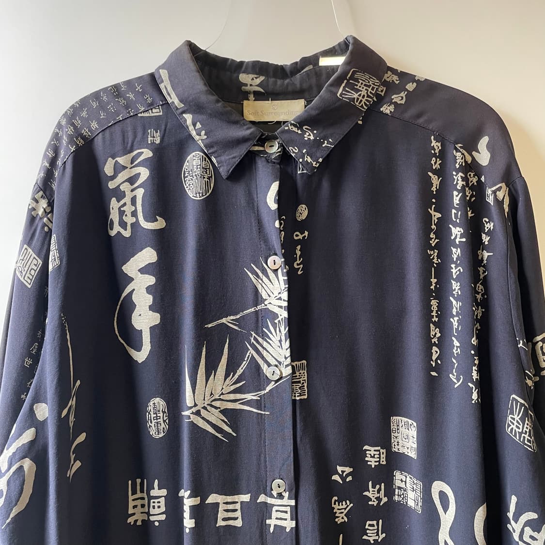 소프트 서라운딩 레이온 셔츠 상품이미지2