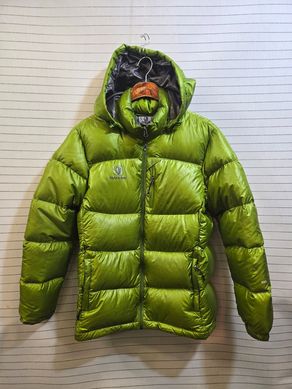 블랙야크  그린 경량후드 패딩 상품이미지1
