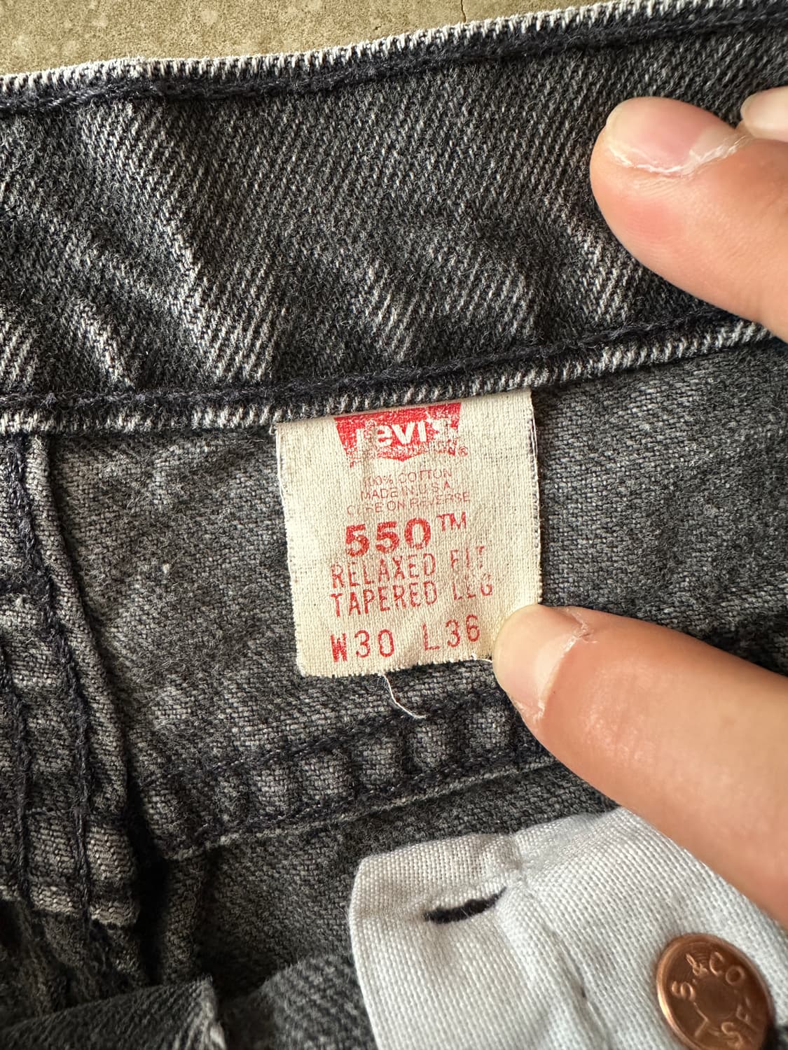 90s Levi’s 550 USA Made Black Denim w28 상품이미지4