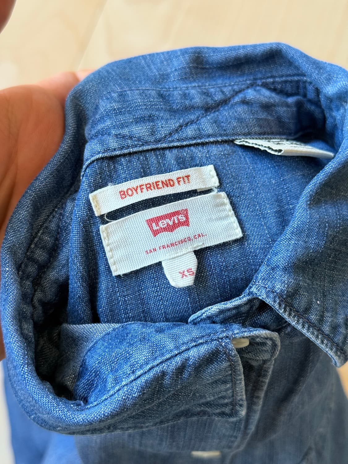 Levi’s one pocket Lyosel Denim Shirt 상품이미지4