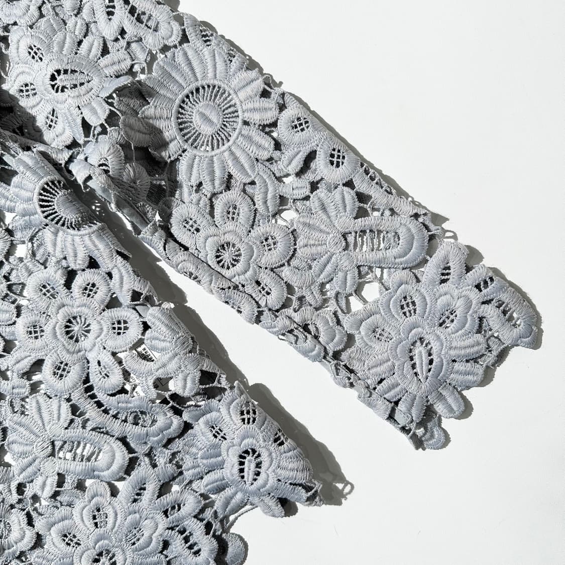 (매장판) 셀프 포트레이트 플로럴 패턴 레이스 블라우스 상품이미지5