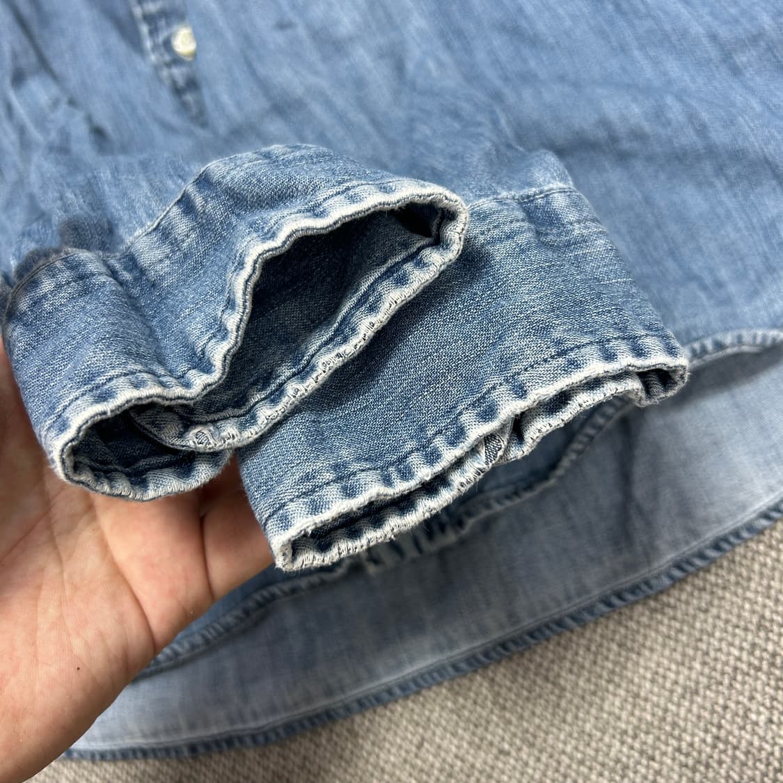 폴로 클래식핏 QR라벨 데님셔츠(M) 상품이미지2