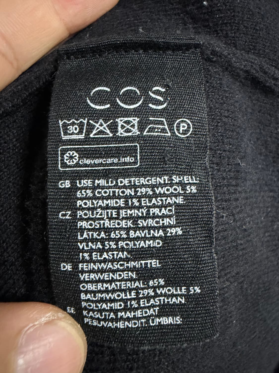 COS 크루넥 니트 스웨터 상품이미지4