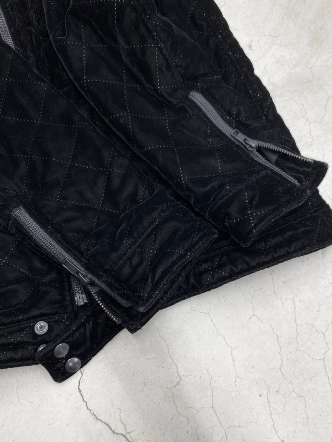 디스커버드 벨루어 퀼티드 자켓 상품이미지7