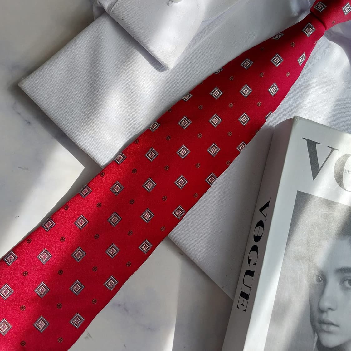 휴고보스 실크 레드 기하 패턴 넥타이 8.8cm A+등급 K2384
 상품이미지5