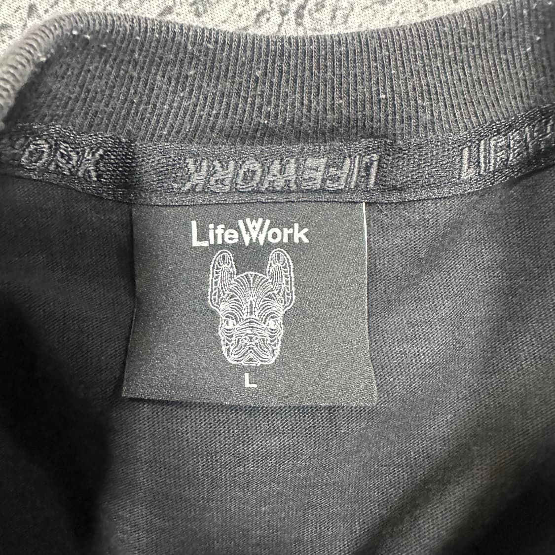 ✨ (바배) 라이프워크 빅로고 블랙 반팔티  상품이미지3