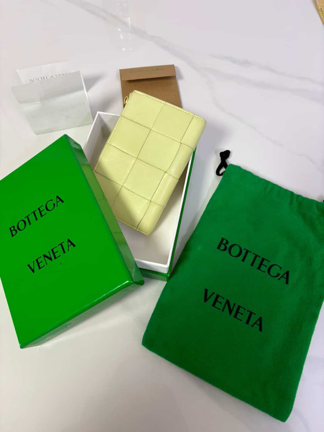 보테가 베네타 지갑 상품이미지8
