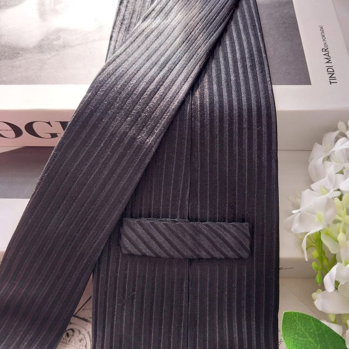 비비안웨스트우드 실크 블랙 엠보 패턴 넥타이 9.1cm A등급 K1566 상품이미지5