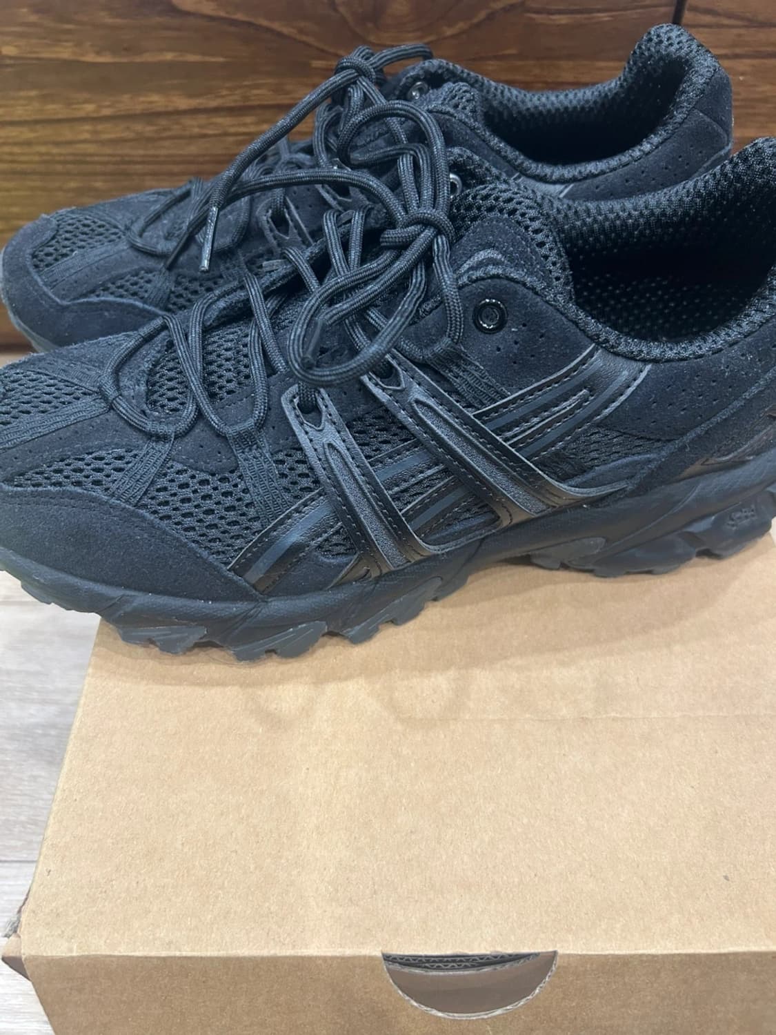 아식스 젤 소노마 15-50 블랙 270 팔아요 상품이미지3