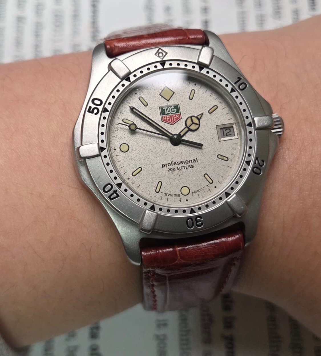빈티지 태그호이어 프로페셔널 2000 컬러로고 회판 벤츠핸즈 쿼츠 남성용 상품이미지6
