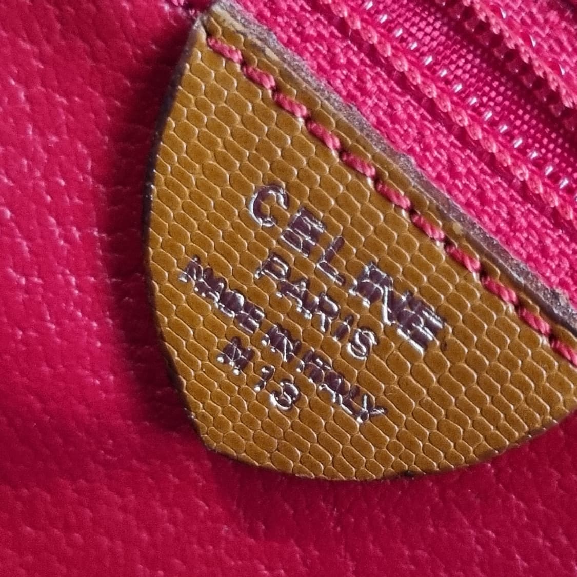 셀린느 CELINE 카멜 레더 메탈로고 숄더백 (최상급) 상품이미지10