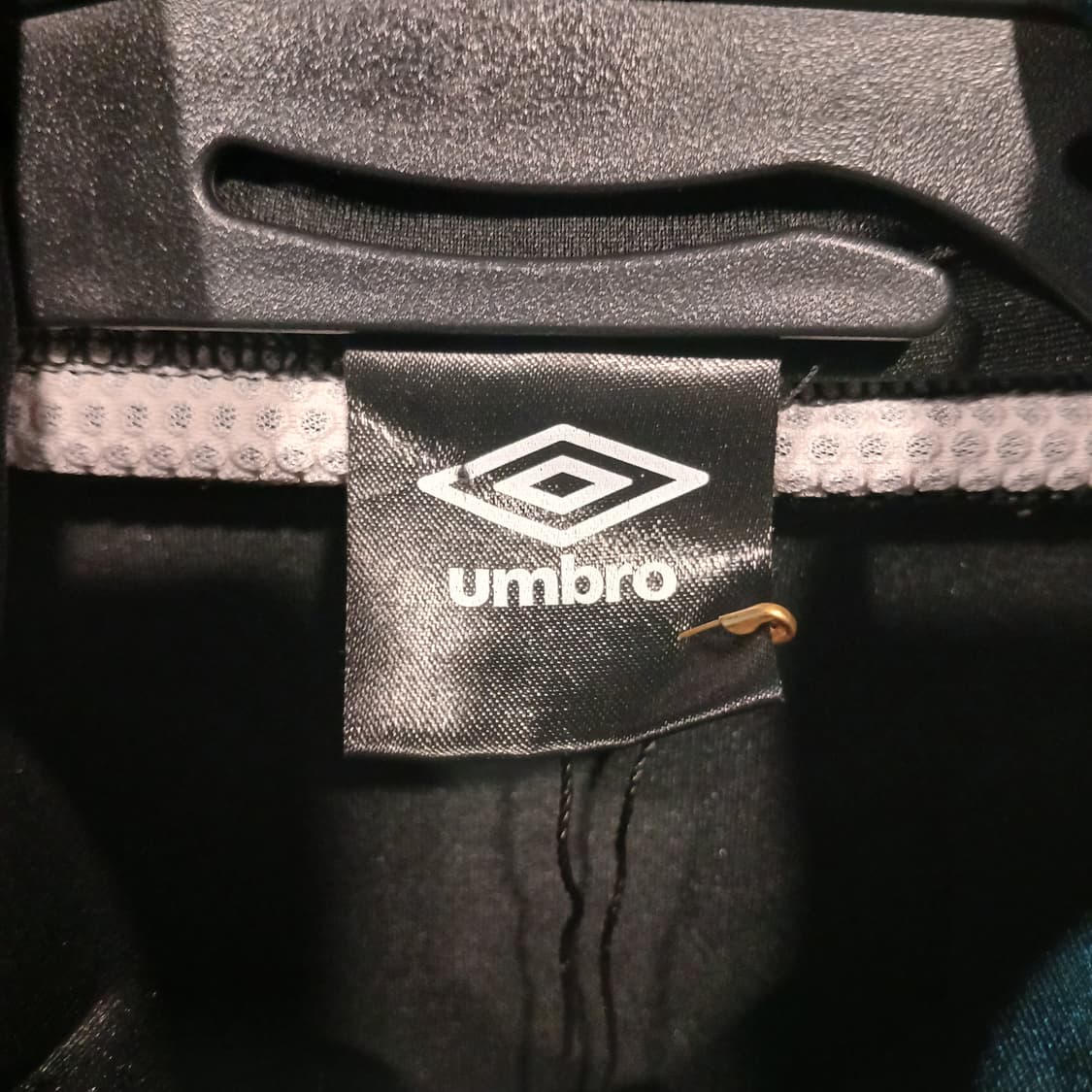 엄브로 집업 자켓 상품이미지3