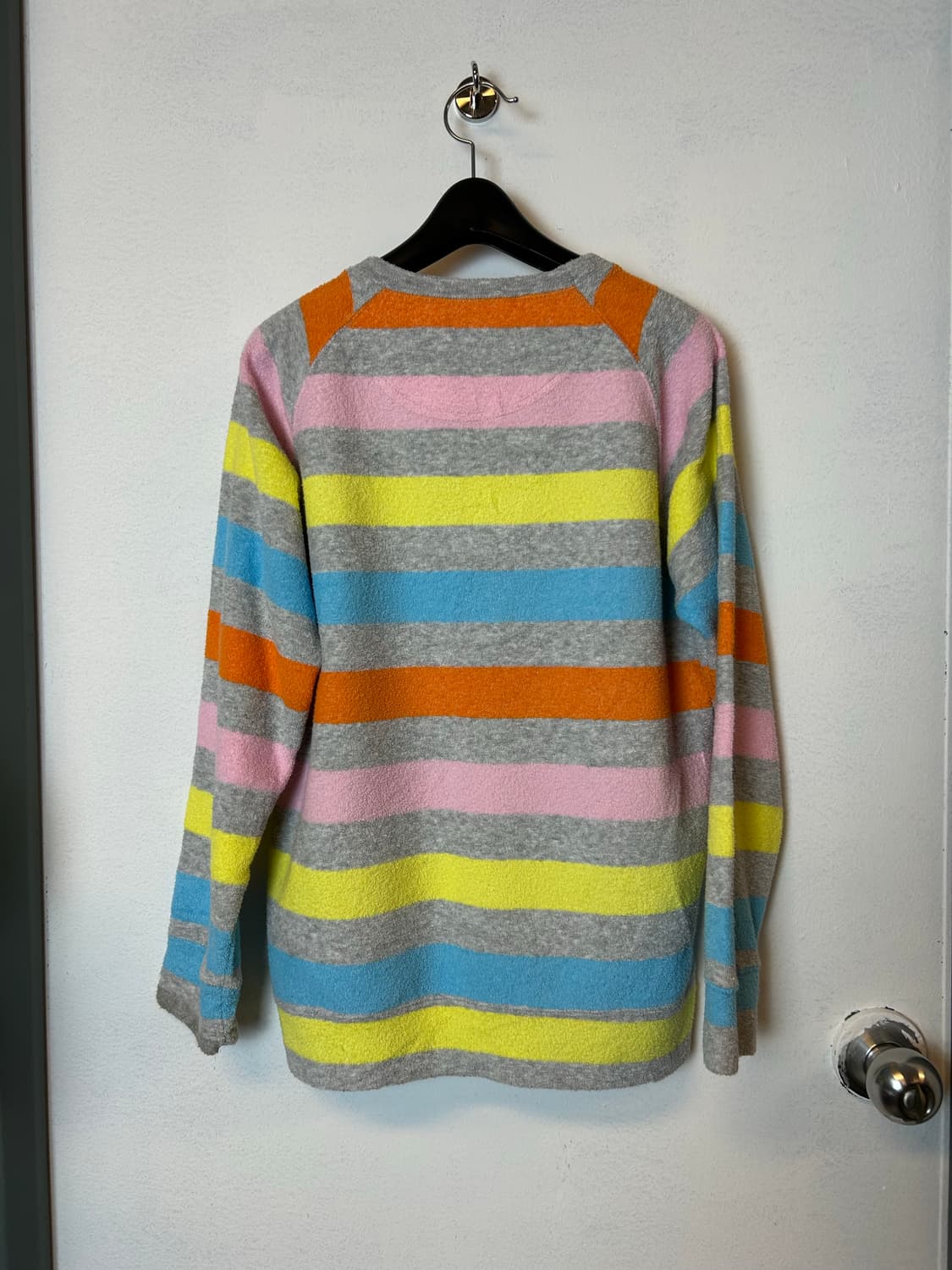 T052 츠모리 치사토 슬립 멀티 스트라이프 니트 탑 상품이미지3