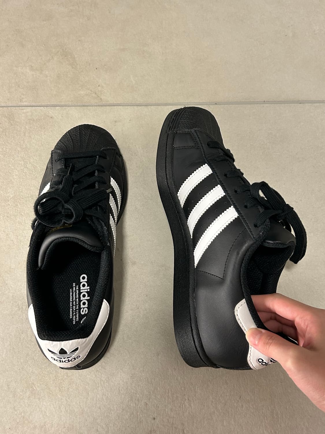 아디다스 슈퍼스타 240 상품이미지3