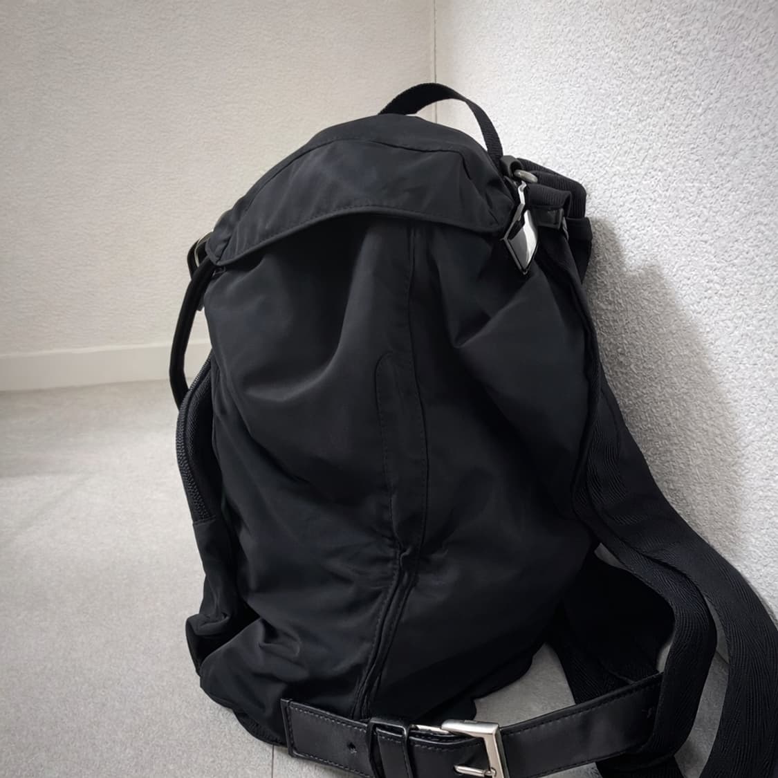 (프라다 정품) 프라다 원포켓 나일론 백팩 상품이미지2