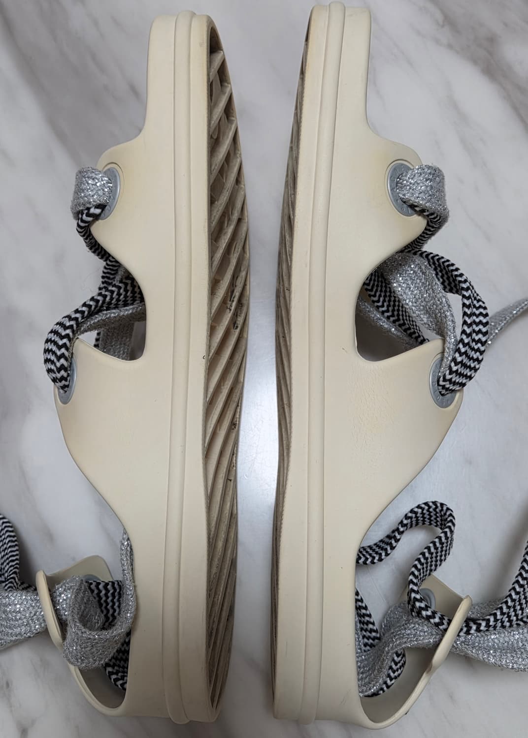 아크네스튜디오 밀로 샌들 상품이미지10