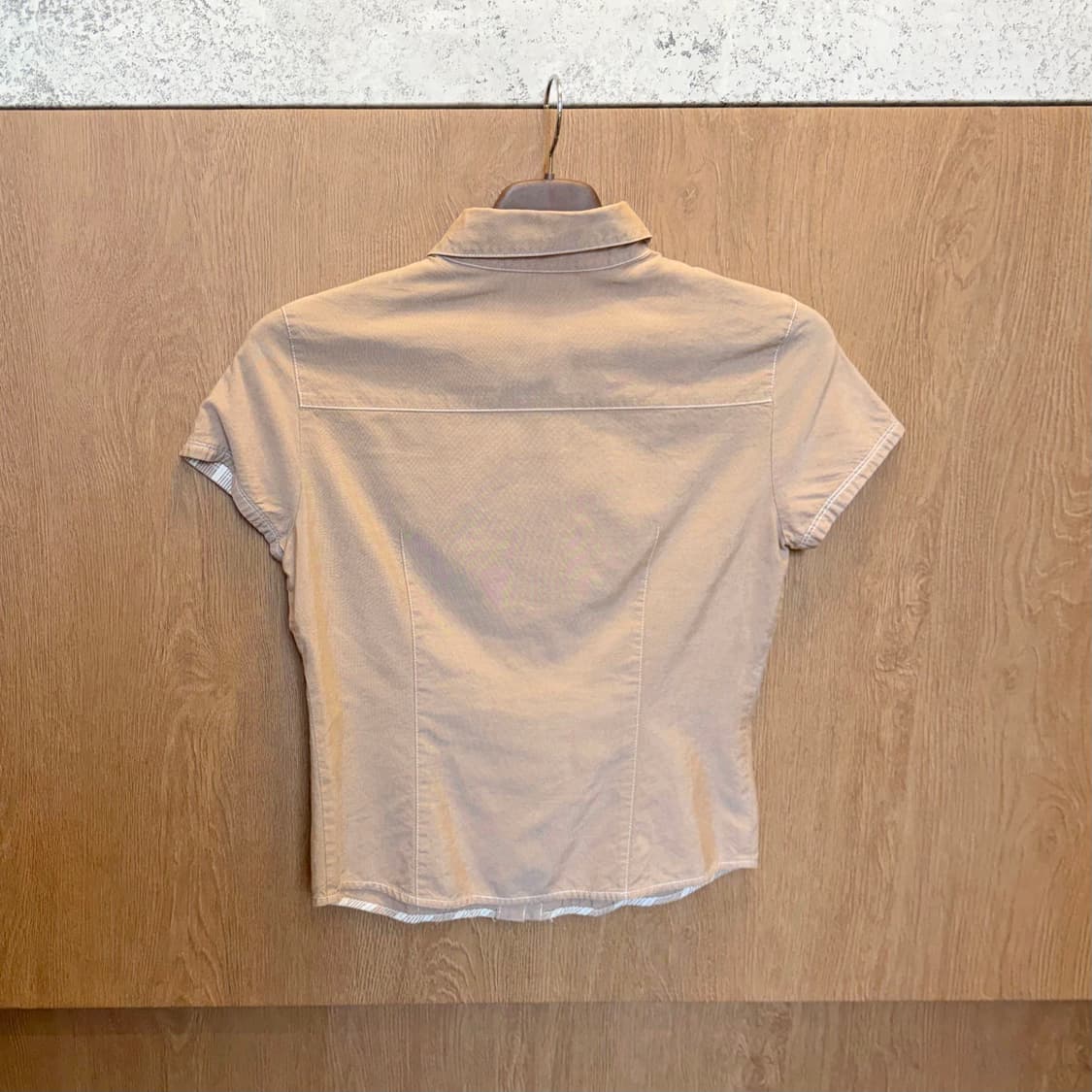 빈티지 반팔 셔츠 프릴 트리밍 디테일 슬임핏 베이지 상품이미지6