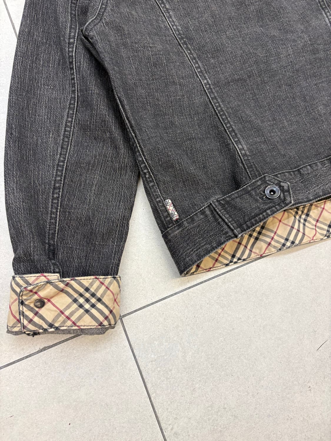 버버리 런던 흑청 데님 자켓 상품이미지8