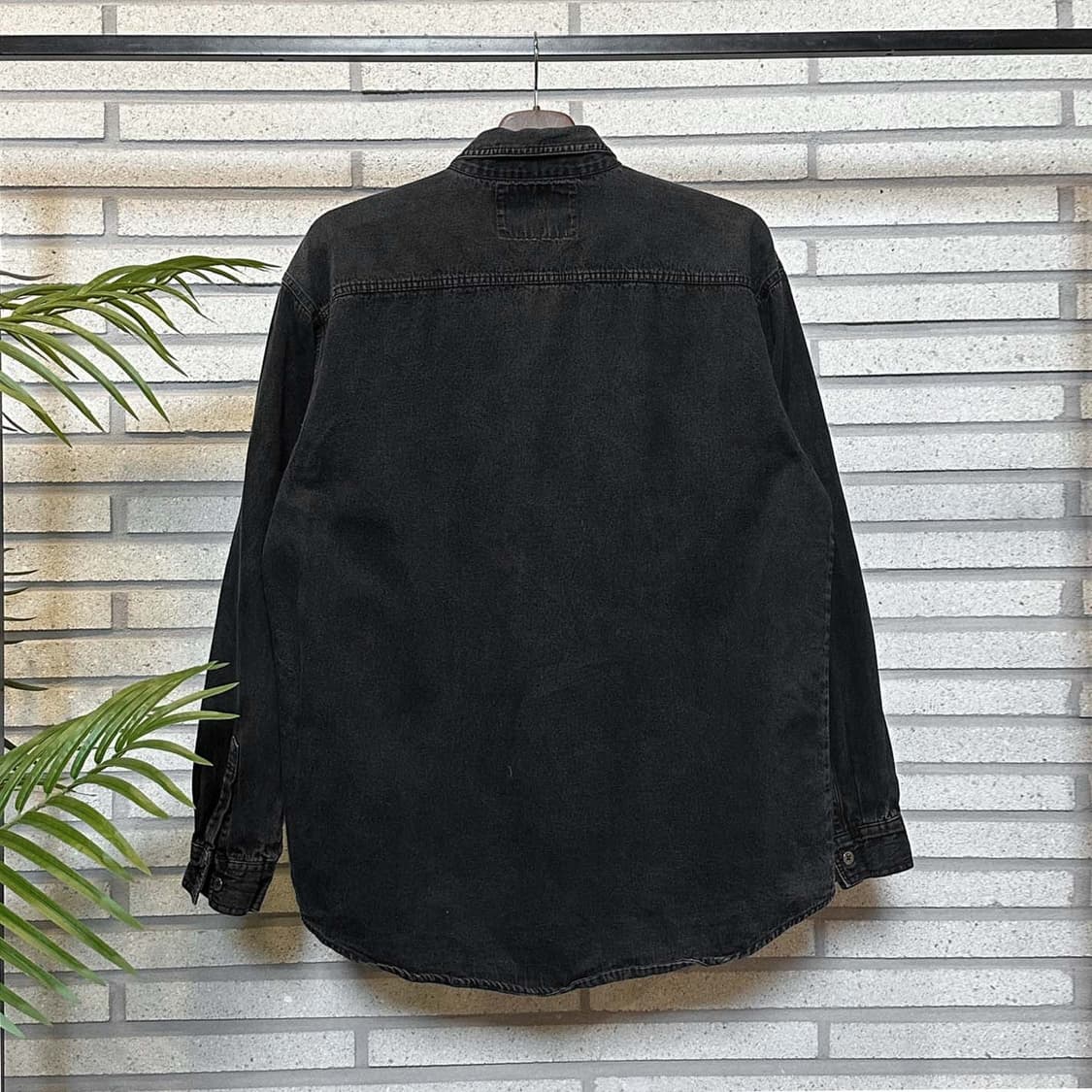 USA VINTAGE 데님 셔츠 투포켓 컬러 스티치 디테일 흑청 상품이미지3