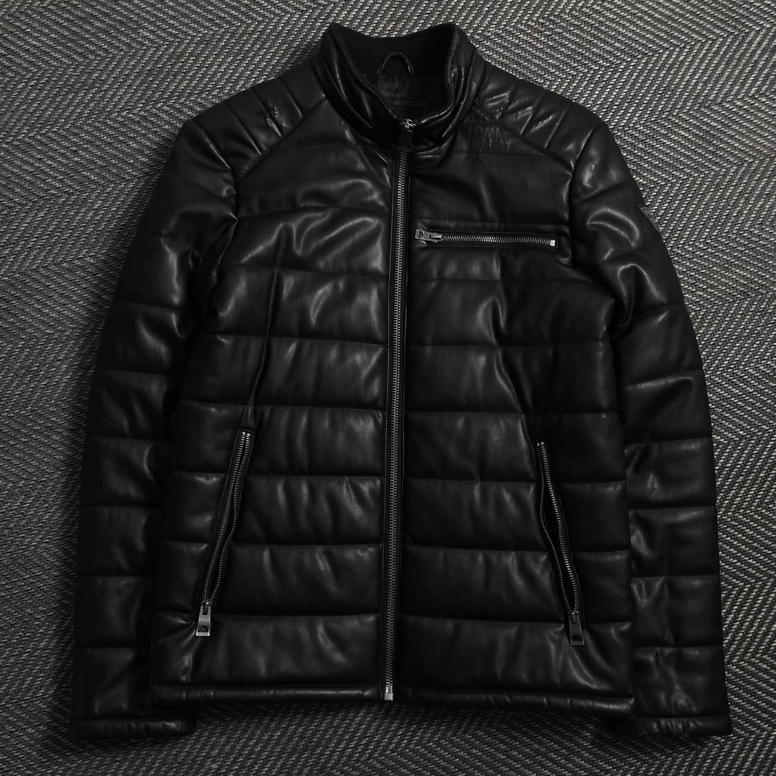게스 패치 로고 퀄팅 패딩 자켓 블랙o 4606 상품이미지1