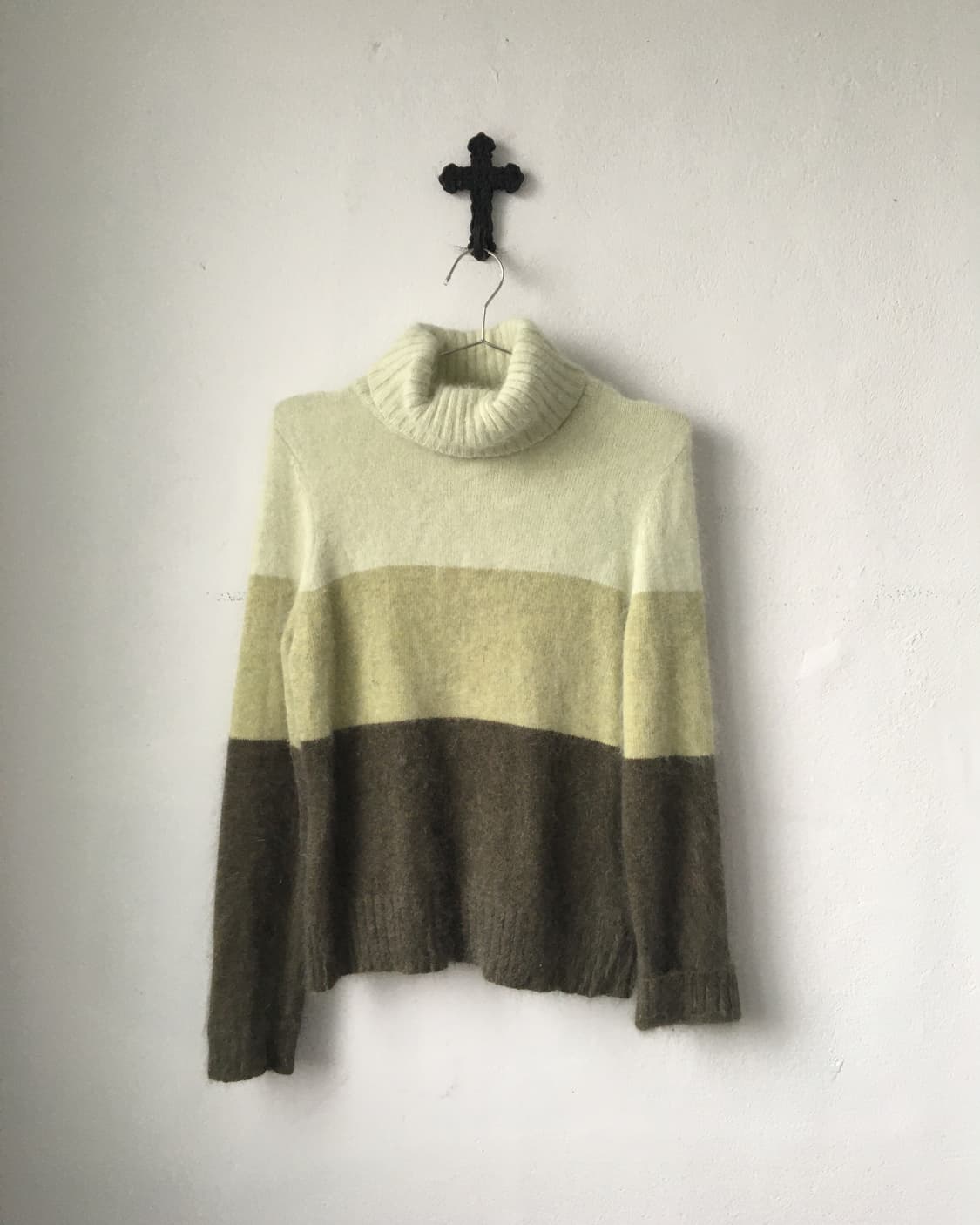 angora woolen High neck knit 상품이미지1