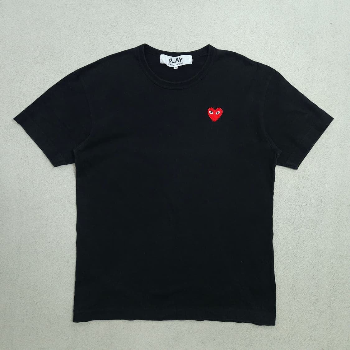 꼼데가르송 하트 와펜 반팔티 XL 블랙 상품이미지1