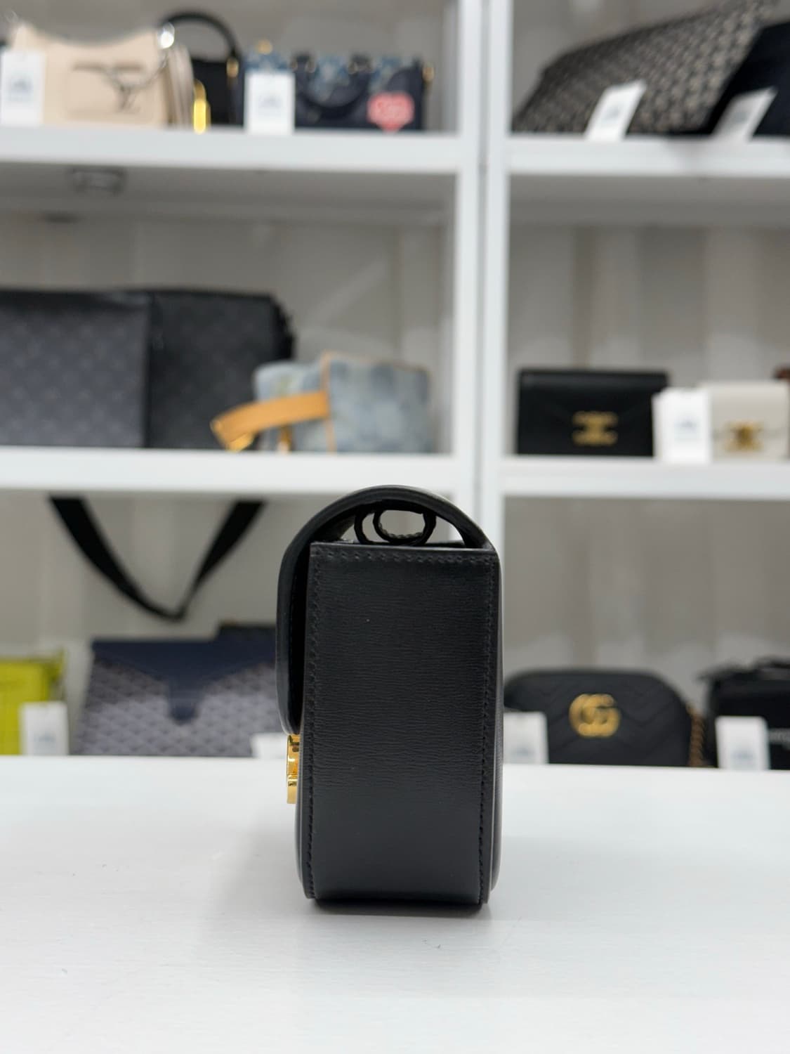 [OS] 셀린느 카프스킨 미니 클로드 크로스백 상품이미지3