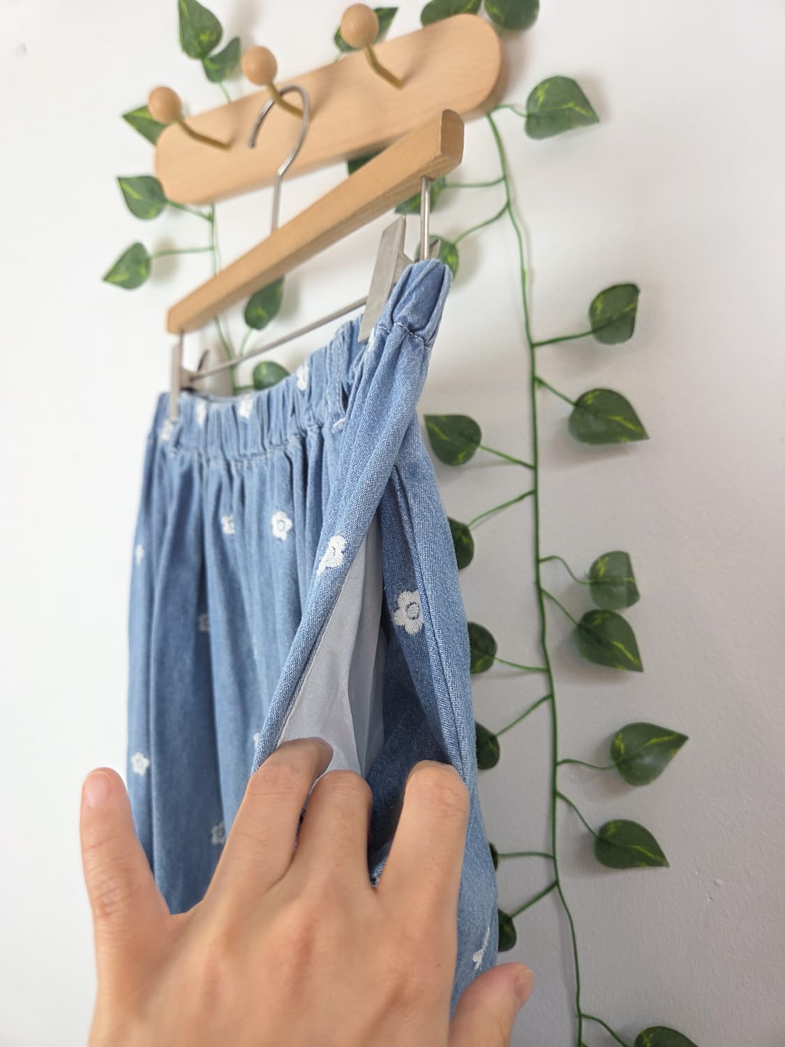 러블리 꽃자수 데님 롱스커트 상품이미지4