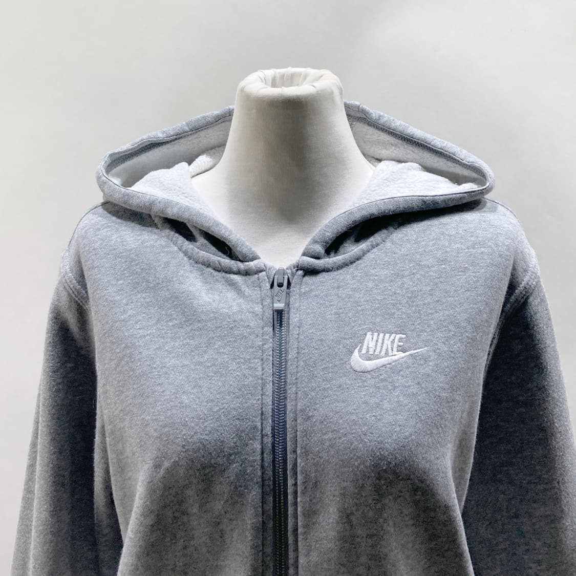 나이키 여성기모후드집업 그레이 95 상품이미지2