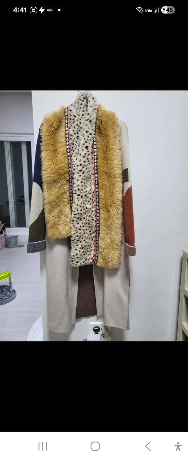 남녀 가능 일본브랜드 Feelea 퍼 리버시블 머플러 숄  새제품 상품이미지6