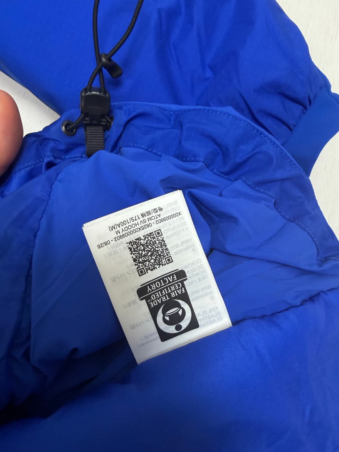 아크테릭스 아톰 sv M 사이즈  상태 9.3/10  가격텍까지 있어서  상품이미지5