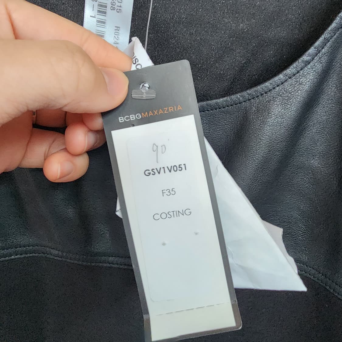 BCBG 가죽 배색 블랙 티셔츠 상품이미지5