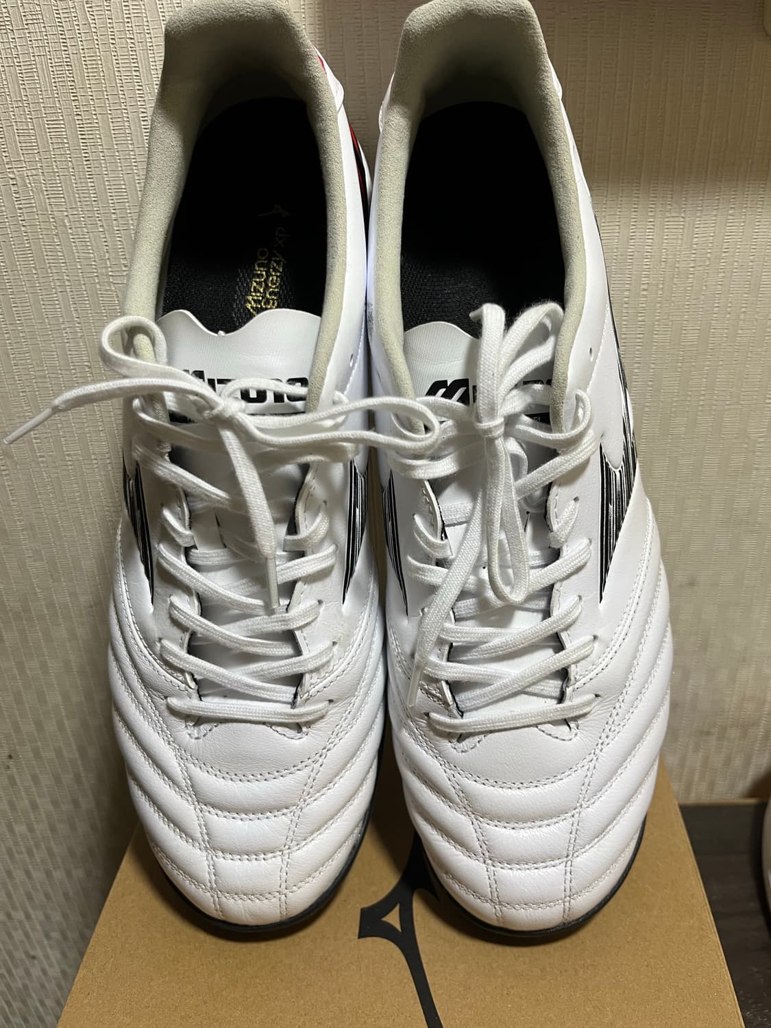 [275] 미즈노 모렐리아 네오4 프로 AS 풋살화 상품이미지1