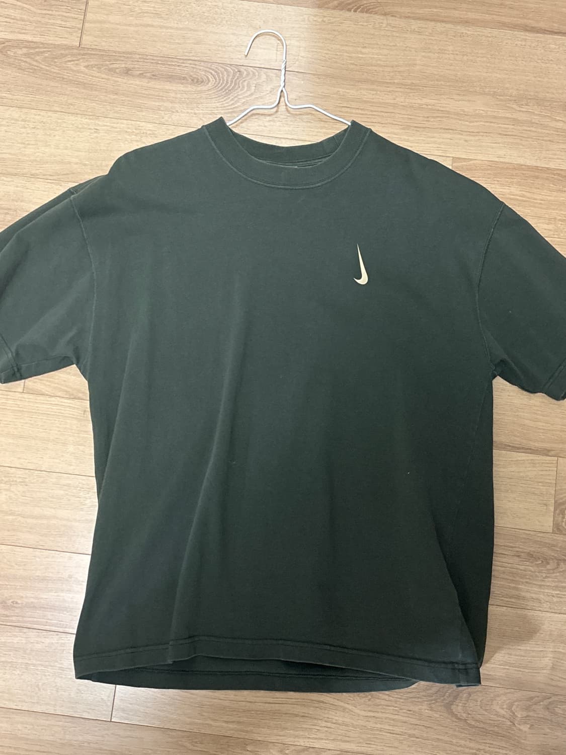 나이키 x 빌리 아일리시 NRG 티셔츠 세쿼이아 - 아시아 m사이즈 상품이미지2