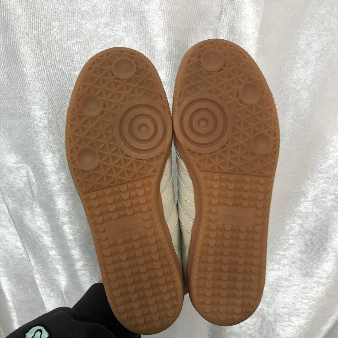 아디다스 삼바 스니커즈 사이즈225 팝니다  상품이미지7