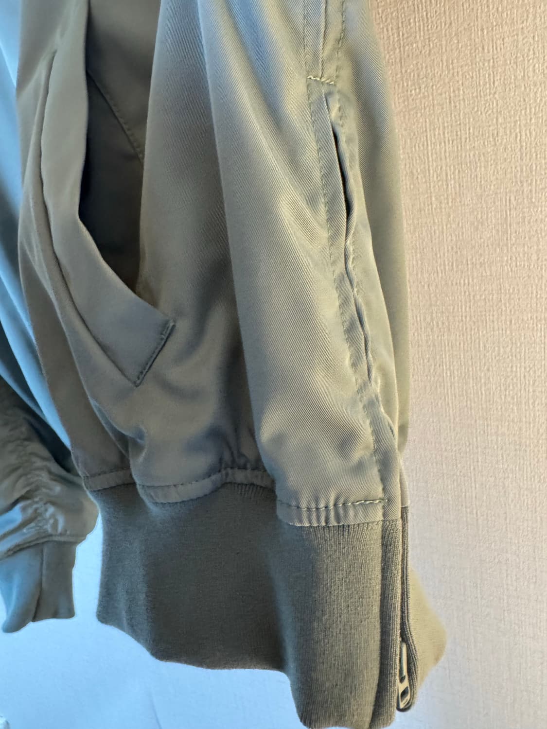 [S]유니클로c 봄버자켓 ma-1 상품이미지6