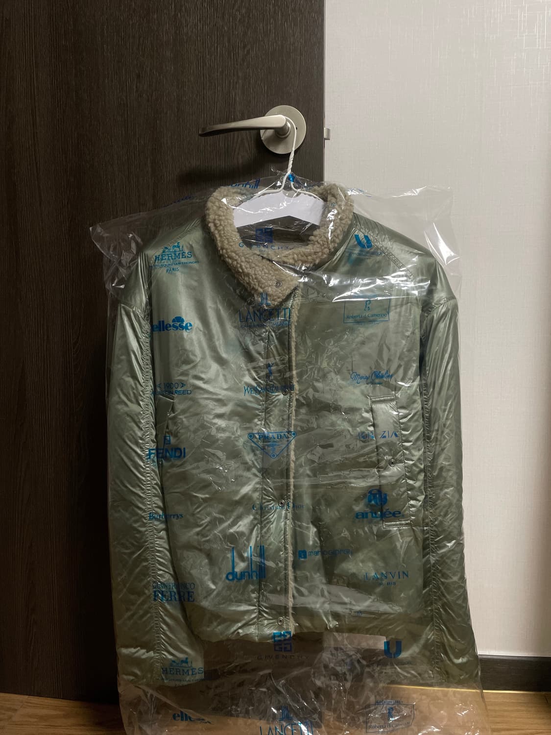 모노크롬 벤느 패딩점퍼 상품이미지6