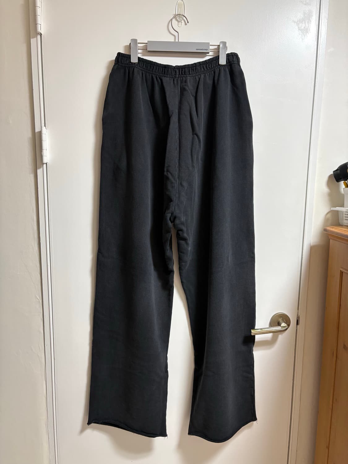 [XXL] 트래비스 스캇 유토피아 플레임 스웨트팬츠 블랙 새제품 상품이미지2