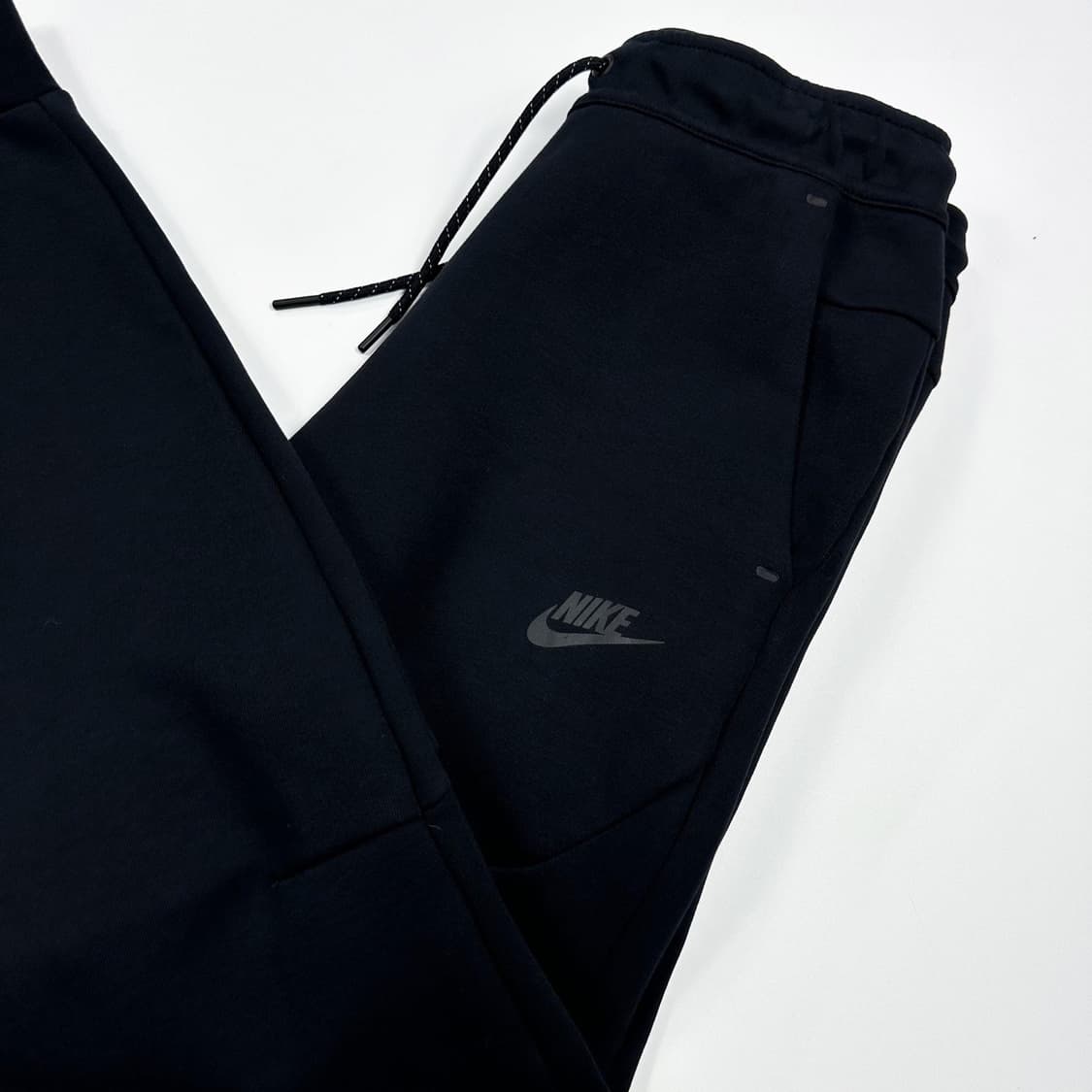 나이키 퓨추라 테크팩 블랙 조거팬츠 (S 여성추천) 상품이미지1