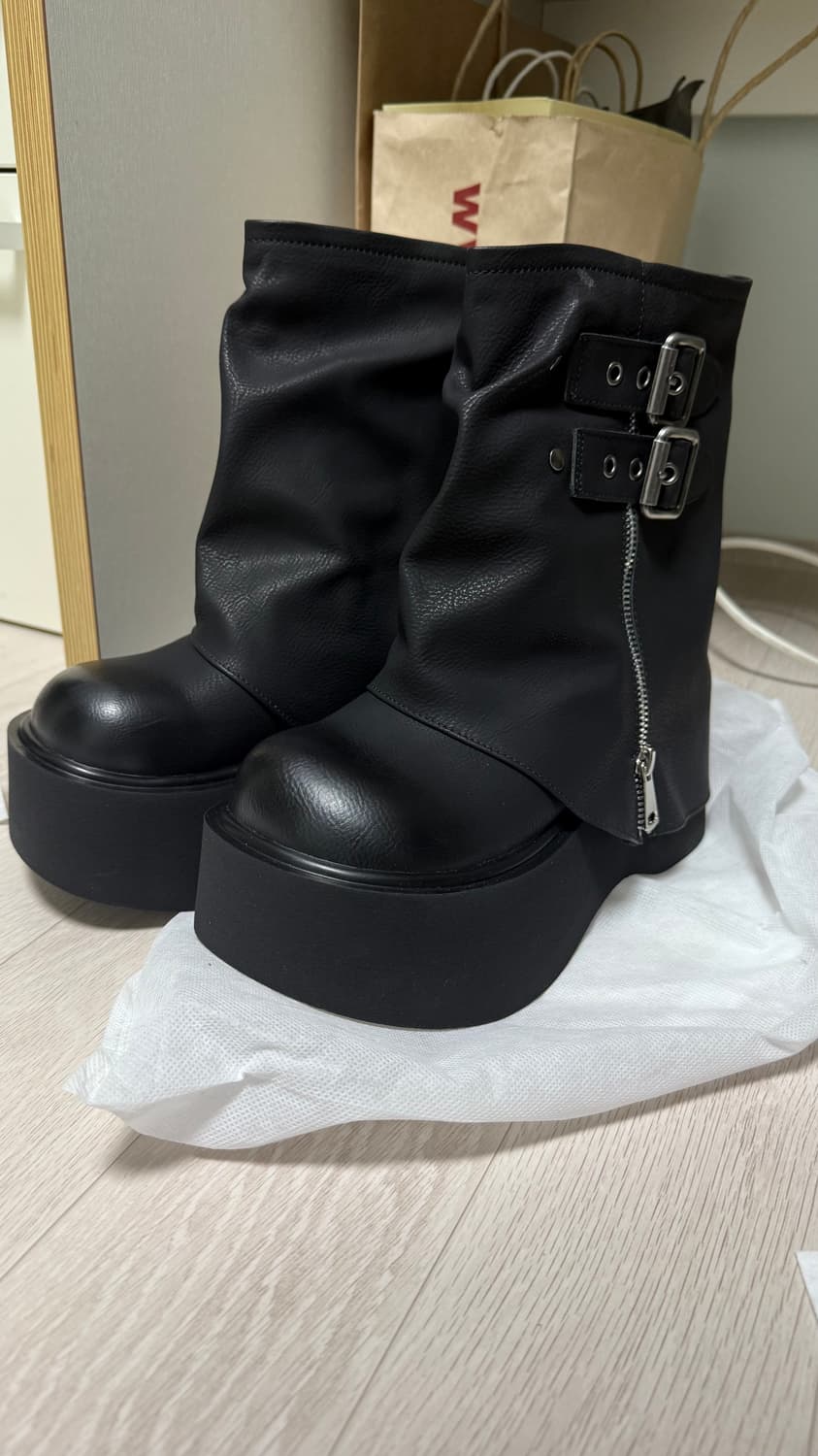 펑크부츠 240 상품이미지1