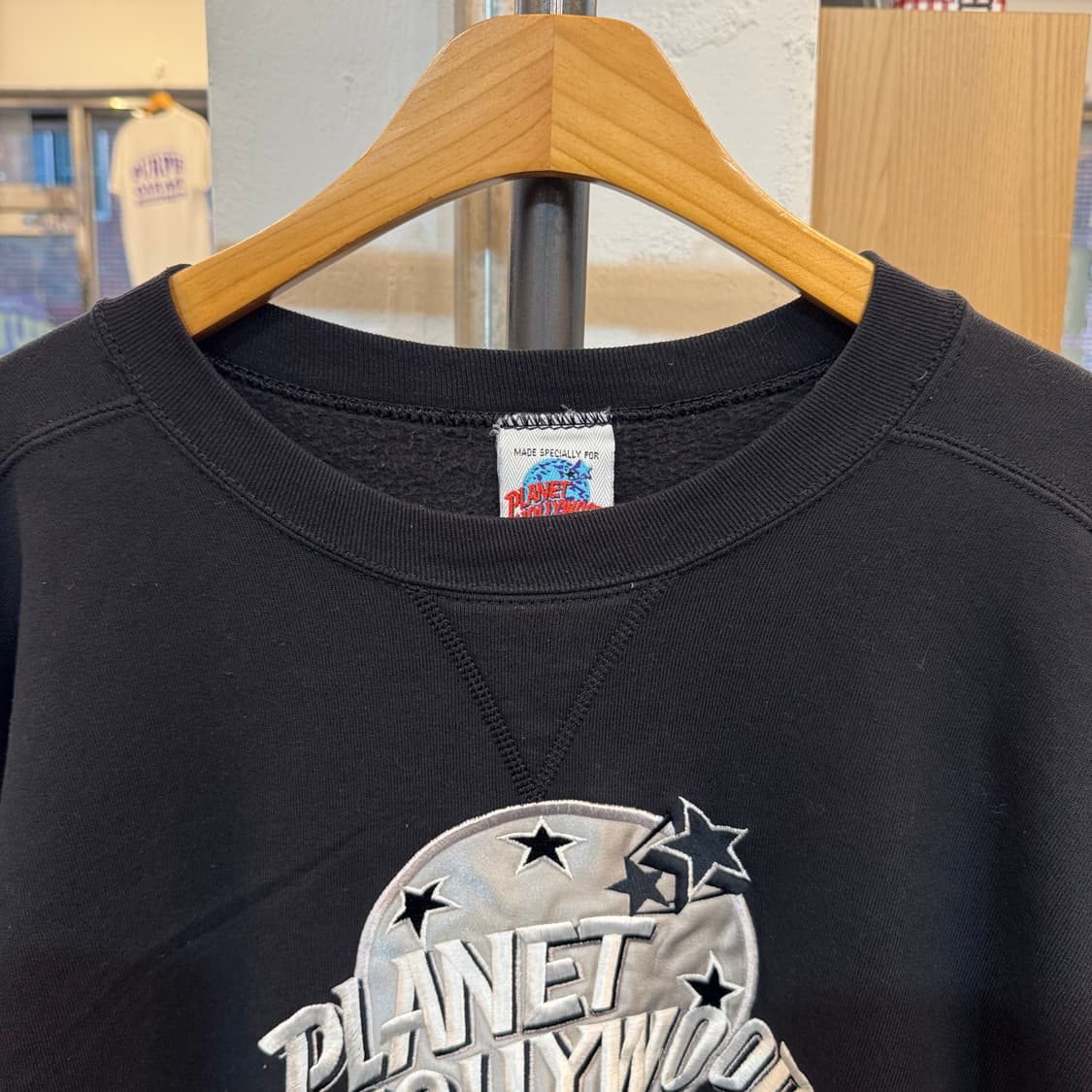 90's USA 플래닛 할리우드 빅로고 자수 스웻셔츠 B67 상품이미지2